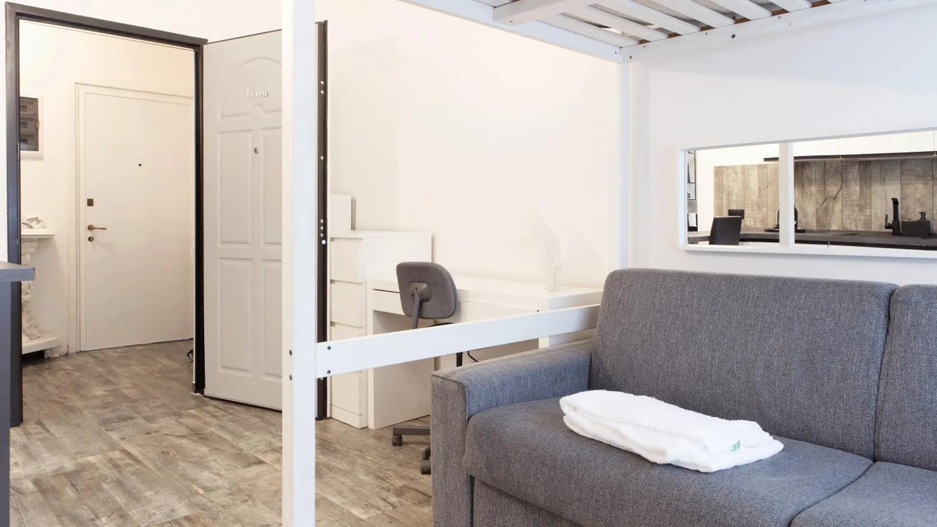 Appartamento Moderno Milánó Apartman